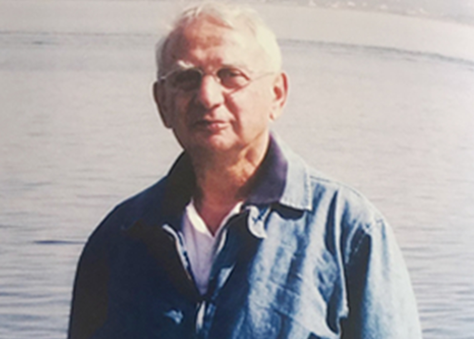 Denizlerin o acımasız, fırtınalı ve alabildiğine rasyonel dünyasıyla, insan ruhunun