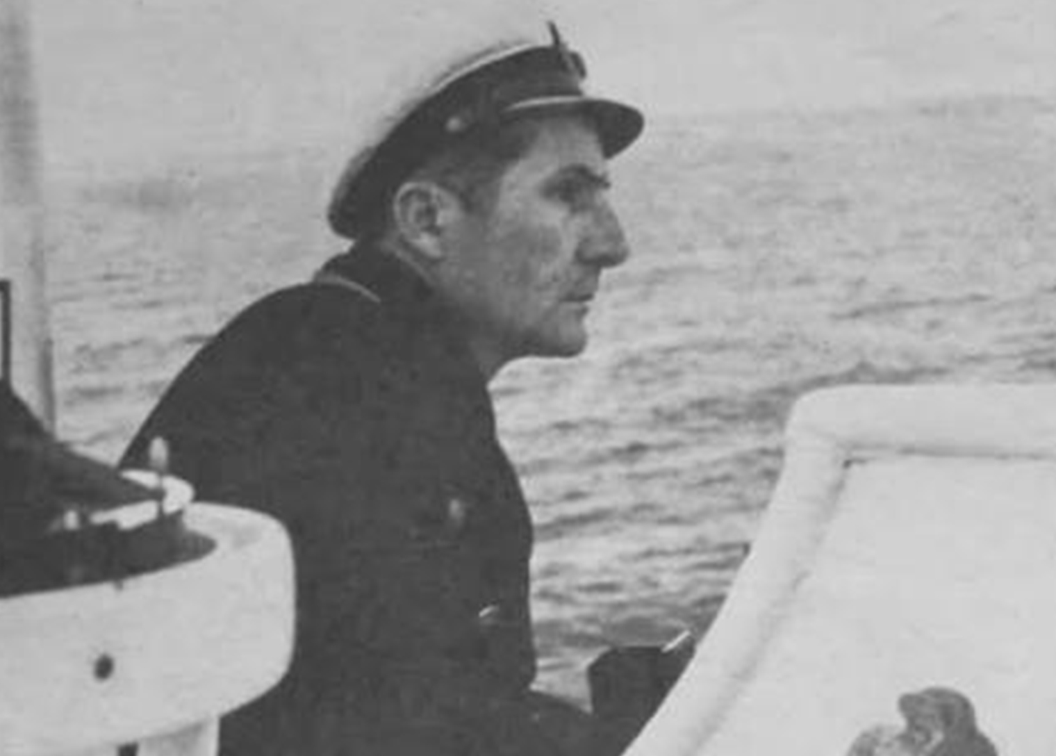 Türk denizcilik kültürünün o asil, vakur ve tavizsiz geleneklerinin, fırtınalı